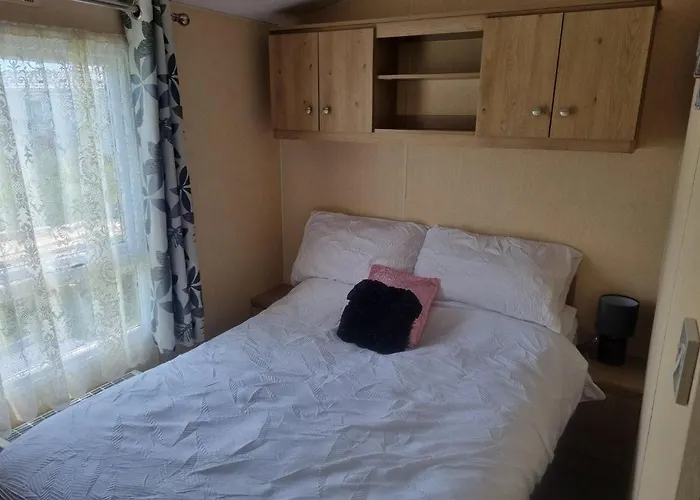 8 Berth Deluxe Pg153 Golden Palm Chapel St Leonards
